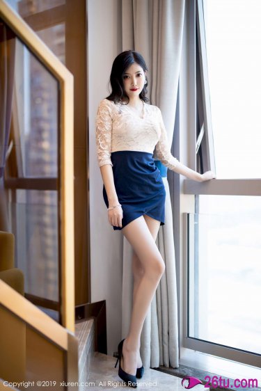 老婆运动时接听老公电话