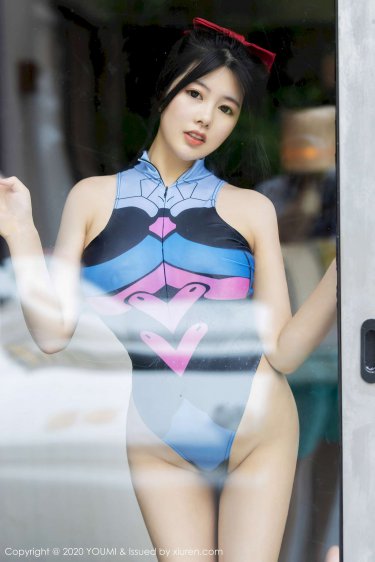 腿再开大一点就不痛了